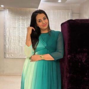 Sanjjanaa Instagram - Parenthood is indeed a journey filled with challenges and sacrifices, but it also brings countless joys and beautiful moments. It’s wonderful to see how effortlessly comfortable my outfit from @momzjoy looks while i am holding my baby in my arms. This showcases the versatility and practicality of clothing designed for @momzjoy , allowing me to attend various events while still being able to care for your little one with ease. Parenthood teaches us to embrace every moment and find beauty in the chaos. Enjoying these precious times with my baby and yet look super stylish like a Mom #diva wearing stylish attires from  @momzjoy ! 

As an actress, my life has been consumed by self-centeredness, solely dedicated to my career, personal aspirations, and ambitions in the past. But, oh, how everything shifted when my beloved son, @PrinceAlarik, graced my existence with his presence.

As I stepped into the realm of motherhood, a beautiful transformation occurred within me. It was as if a veil had been lifted, revealing a profound shift in my perspective. Suddenly, the needs and happiness of my precious child became the centerpiece of my world, eclipsing my own dreams and aspirations. This profound metamorphosis had far-reaching effects, intertwining with every facet of my existence. From the choices I made in my professional journey to the way I managed my time, everything now revolved around nurturing and cherishing my little one. With tender devotion, I embraced the path of motherhood, prioritizing the bonds of my cherished family above all else.

The overwhelming bliss and deep affection that fills my heart for my beloved son are beyond measure. Every single moment spent with him holds profound significance, as I treasure the precious milestones and witness his remarkable growth and development ...