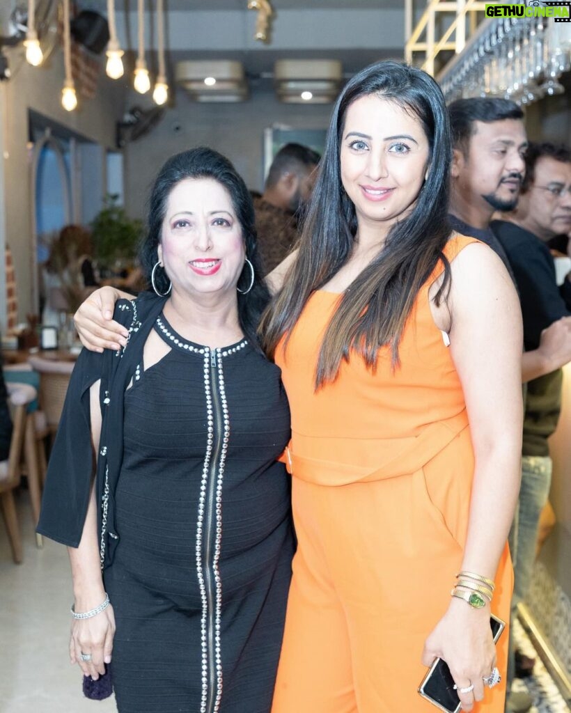 Sanjjanaa Instagram - Oh, what a night of absolute extravagance and glamour! #Bangalore, my dear all , has just unveiled a brand new hotspot that stretches its limits all the way into the enchanting village of this new area #Gunjur village, far beyond Whitefield. They say that during Christmas and New Year, it’s time for us to spread our wings and explore the world. But let me tell you a little secret . If you’re a true #Bangalorean and you know the right people, the most happening and mesmerizing place to hang out and chill is right here in our own city. Surrounded by the coolest crowd and immersed in the most captivating events, it’s a dream come true . Oh, we had an absolute blast! So many of us gathered under one roof for the grand launch of this exquisite Vietnamese gem called @nusa.blr. And guess who did the honors? None other than my very dear old friend, the charming @rajesh.madaan.9 ji, along with his ever-charismatic nephew @ashish_madaan the founders of @serefe.blr . It was an absolute delight to catch up with the inspiring power couple, @jkjanak and @shikhamadaan30 , and of course, my dear Sindhi friend, @rekhaghosh , with whom I share a special bond. Oh, the memories we made that night were truly unforgettable. ❤️ Bangalore, India