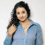 Sanjjanaa Instagram - Presenting to you a super fab shoot with @chinu_kala ‘s @rubans.in X @momzjoy ❤️. So honoured to be representing these fabulous brands and adding a new feather in my hat in my instagram journey 🌸❤️ The pics were expertly captured by @aj_creations_0, showcasing their remarkable skills behind the camera. Additionally, @divyamakeovers_ did a superb job with the hair and makeup, enhancing the overall aesthetic of the video. Truly commendable work! ❤️🌸 Confidence is when you are just happy being you , confidence is when you don’t want to be somebody else , bless you are when you really sit down and count your blessings ❤️ agreee with me all you women ??? The semi precious Diamond Collection of #Rubans would be a perfect choice for those seeking a glamorous and sophisticated accessory to elevate their outfits. Whether it's for a special event, a formal occasion, or simply to add a touch of elegance to everyday wear, these diamond-adorned rubans would make a statement and catch the eye. The super lovely denim cut dress by Momzjoy is a stylish and versatile piece that is perfect for any occasion. Made from high-quality denim fabric, it offers both comfort and durability. The dress features a flattering cut that accentuates your curves and adds a touch of elegance to your overall look and most important, super maternity, friendly ❤️. Karnataka, Bangalore
