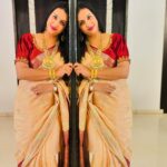 Sanjjanaa Instagram - So I happened to launch and host this wonderful meet and greet at @karigari.bangalore , #Karigari is an esteemed restaurant situated in #nammabengaluru , precisely within the #phoenixmallofasia , an illustrious and colossal shopping complex. Within its premises, this restaurant presents an unparalleled dining affair, skillfully intertwining traditional Indian gastronomy with contemporary culinary methods. Karigari is known for its extensive menu curated by the esteemed celebrity chef @chefharpalsokhi . I am a very big foodie. I try to control myself a lot, but however, I sometimes really indulge in watching the recipes on YouTube on the very famous cookery show Namak Shamak by @chefharpalsokhi , harpal ji your recipes are so awesome. I have to tell you. You have magic in your golden fingers. This menu proudly presents a diverse selection of genuine Indian delicacies, each representing the distinct flavors from different regions across the country. My list had an invitation for just 10 people including my family, as I have evolved into becoming an introvert and I don’t believe in inviting hundreds of people whom I’m not close to , thanx @official_gurukiran ji , @laxmikrishnaofficial , @satishcadaboms , @geetika_bindana_ , @fodyssey & @amritadembla each and every one of your presence was so special and heartwarming ❤️ What caught my eye is there “suhaag raat ki kheer & mirchy ka halwa ... Not to forget there charcoal cheeze unique Paratha “ … and each and every dish was truely to crave for . In addition to the delectable food, Karigari offers excellent service, ensuring that guests have a memorable dining experience. The staff is attentive, knowledgeable, and ready to assist with any special requests or dietary requirements. finally, what added a very emotional touch to this Event is the saree that I am wearing is given to me by my mother-in-law, and she used her young days … The blessing of the elders, really keep a smile on our face ❤️ Jewellry is from my real Jewellry collection .