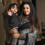 Sanjjanaa Instagram - Love is when it’s pure , unconditional, Love is when it’s absolutely done without any expectations or love is when it is straight from the heart .❤️ Love is when you stand up for each other when nobody else stands for you love is when it’s for your family. Love is when you protect your family against all odds. Love is when you stand together no matter what who has to say. Love is when it’s boundaryless , Love is when you don’t withstand anyone, talking a word against your loved Ones .. love is when you are first true friends and then lovers … Love is when you can love your husband, like his mom like his sister like his boyfriend, and Finally like his wife . Have you been fortunate enough to have felt real love in your life? In company of @princealarik Saree by @iyra_designstudio @katchi_studio photography partners @ss_makeover_by_suha , make up . Jewels by @thanyafashion . Karnataka, Bangalore