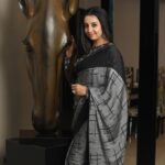 Sanjjanaa Instagram - Love is when it’s pure , unconditional, Love is when it’s absolutely done without any expectations or love is when it is straight from the heart .❤️ Love is when you stand up for each other when nobody else stands for you love is when it’s for your family. Love is when you protect your family against all odds. Love is when you stand together no matter what who has to say. Love is when it’s boundaryless , Love is when you don’t withstand anyone, talking a word against your loved Ones .. love is when you are first true friends and then lovers … Love is when you can love your husband, like his mom like his sister like his boyfriend, and Finally like his wife . Have you been fortunate enough to have felt real love in your life? In company of @princealarik Saree by @iyra_designstudio @katchi_studio photography partners @ss_makeover_by_suha , make up . Jewels by @thanyafashion . Karnataka, Bangalore