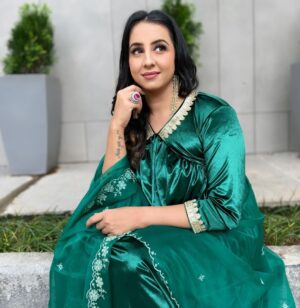Sanjjanaa Instagram - you can truly feel like a work of art. The earth itself becomes your backdrop, providing a stunning and ever-changing canvas to showcase your beauty.

With each step i take on this magnificent planet, i become one with nature, seamlessly blending into the breathtaking landscapes around me . The vibrant colors of the flowers and the gentle caress of the wind against your skin all contribute to the masterpiece that makes these potraits so beautiful . 

And when it adds the touch of elegance and style that comes from wearing outfits from @momzjoy, it elevates my presence to a whole new level. Their beautiful designs accentuate my natural grace and embrace me evolving form, allowing me to feel confident and radiant as i embrace the world as my studio.

Whether it's a flowing dress that mirrors the movement of the waves, or a vibrant top that echoes the velvety hues of a sunset, each outfit from @momzjoy becomes a brushstroke on the canvas of my life. It enhances my beauty and celebrates the miracle of life growing with me .

So, as you all explore the vast wonders of the earth, remember to embrace your own beauty and express it through the artistry of fashion. Let the earth be your studio, and let @momzjoy be your partner in creating unforgettable moments of beauty and style.

Follow my son @princealarik & my team ... 
hairstylist @makeoverby__divya , my make up artist @magical_makeoverbygayihari. ❤️