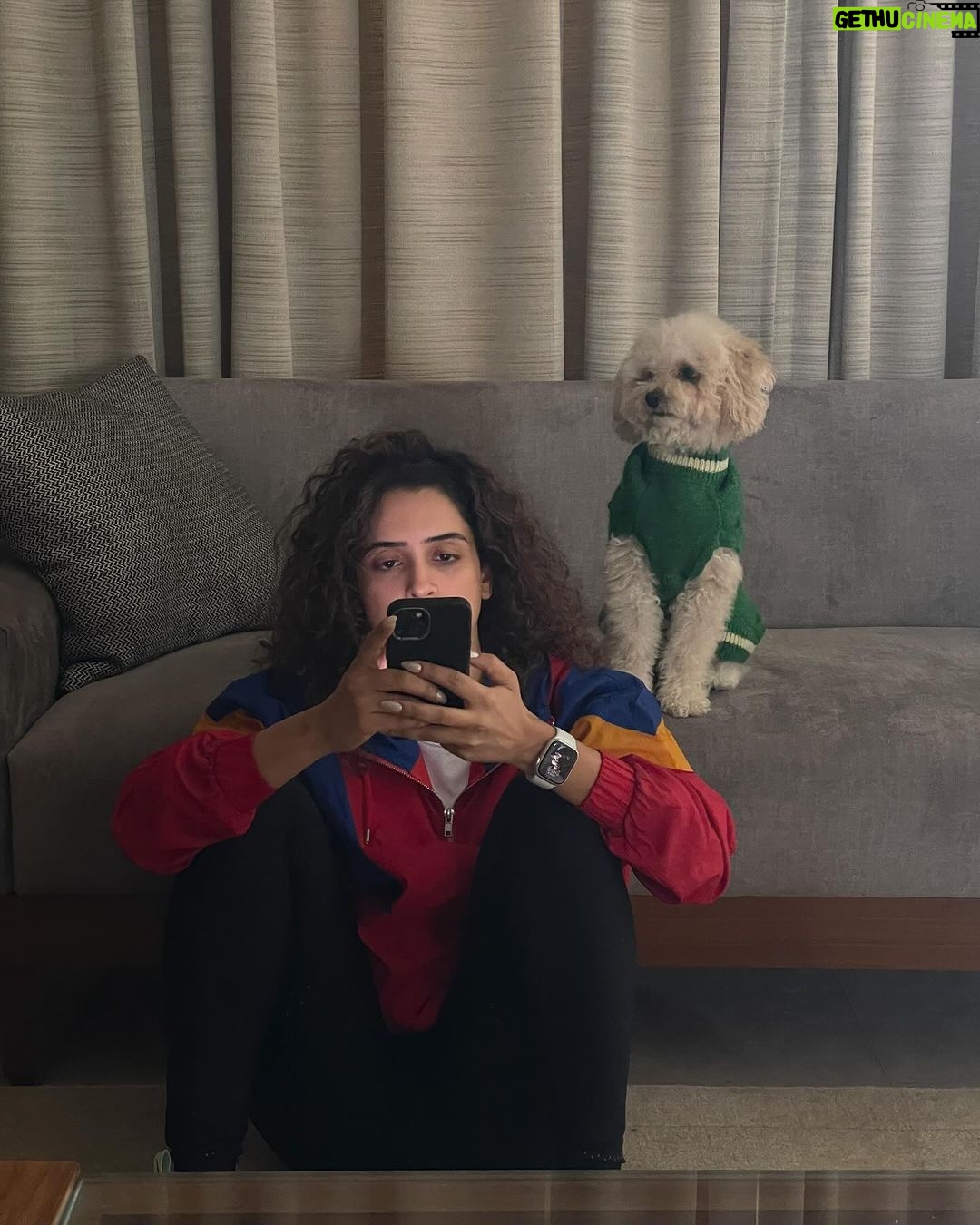 Sanya Malhotra Instagram - December ✨♥️