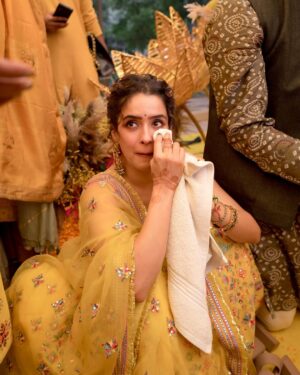 Sanya Malhotra Instagram - Dulhan ki emotional sister 🥹💞 
@shagunn23 ✨💞 I love you too much 💞