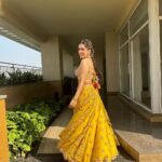 Sanya Malhotra Instagram – 💛💛💛
@sukritiandaakritiofficial @shriparamanijewels @sonisapphire