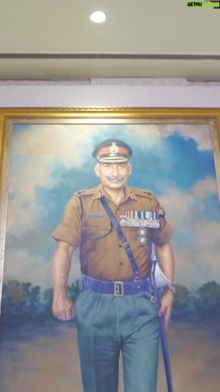 Sanya Malhotra Instagram - Honoured and humbled to have had the opportunity to launch the Sam Bahadur trailer with the Chief of Army Staff, Officers of the Indian Army and the people at the Manekshaw Centre! 🙏🇮🇳 #SamBahadur Trailer Out Now! #Samबहादुर in cinemas 1.12.2023 #SamIsHere @meghnagulzar @vickykaushal09 @fatimasanashaikh @ronnie.screwvala @mohdzeeshanayyub @neerajkabi @realgovindnamdev @aanjjan.srivastav @bhavani.iyer @ishantanus @rsvpmovies @maharrshshah @zeemusiccompany