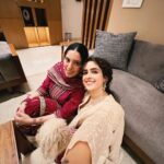 Sanya Malhotra Instagram - 🪔🪔🪔🪔 Happy Diwali ✨✨✨✨✨