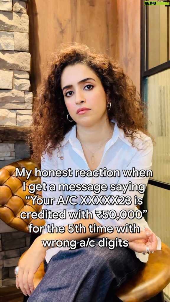 Sanya Malhotra Instagram - Never share your bank details or click on unknown links even if scammers try 50,000 ways to get to you 🤝🔐 #RahoDoKadamAagey