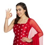 Sara Ali Khan Instagram - Sara ki khatirdari chali din aur raat, kyunki Grand Shopsy Mela hone wala hai start! 😆🎉 Grand Shopsy Mela…🎡🎊 (12th-17th March) Yahan prices kamaal hai👌 Fashion se lekar beauty tak, sab mil raha lajawab hai…😉 Toh ho jao taiyar ⏰ Call mummy, chachi, maami and your yaar… Kyuki khatam hone wala hai intezaar 👯 . . . #shopsy #grandshopsymela #saraalikhan #flipkart #viral #trending #ad #shopsyfinds #shopsybudget #priceskamaalhai #haaththakjayenge