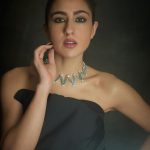 Sara Ali Khan Instagram - ♠️♟️💣🗝️♾️