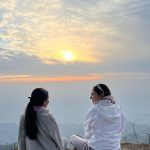Sara Ali Khan Instagram - Oh Pine 🌲 Will you be mine? 🥰 In nature you’re closest to the divine ☮️ Sometimes sunkissed sometimes under moonshine 🌝