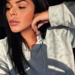 Sarah Fraisou Instagram - 🌸Personne ne peut être responsable de notre bonheur à part nous-mêmes !!! ❤️😚 #pictureoftheday #thinkpositive #positiveattitude #cool