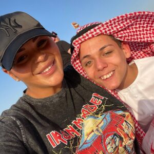 Sarah Fraisou Instagram - Une journée qui vaut tous l’or du monde ❤️ @assoc.sofian.officiel @assoc.sofian.officiel @assoc.sofian.officiel je taime petit frere mes amours je vous demande une seule chose de partager ce compte et aider notre petit frère Sofiane un battant un guerrier qui a trouvé aucune solution du côté des médecins aucun remède aucune opération #souvenir #incroyable #dubai #picoftheday merci @dubaicanam 🙏❤️