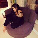 Sarah Fraisou Instagram – Good night paris 😘😘😘 i Come back 😜 #losangeles #paris #lesanges10