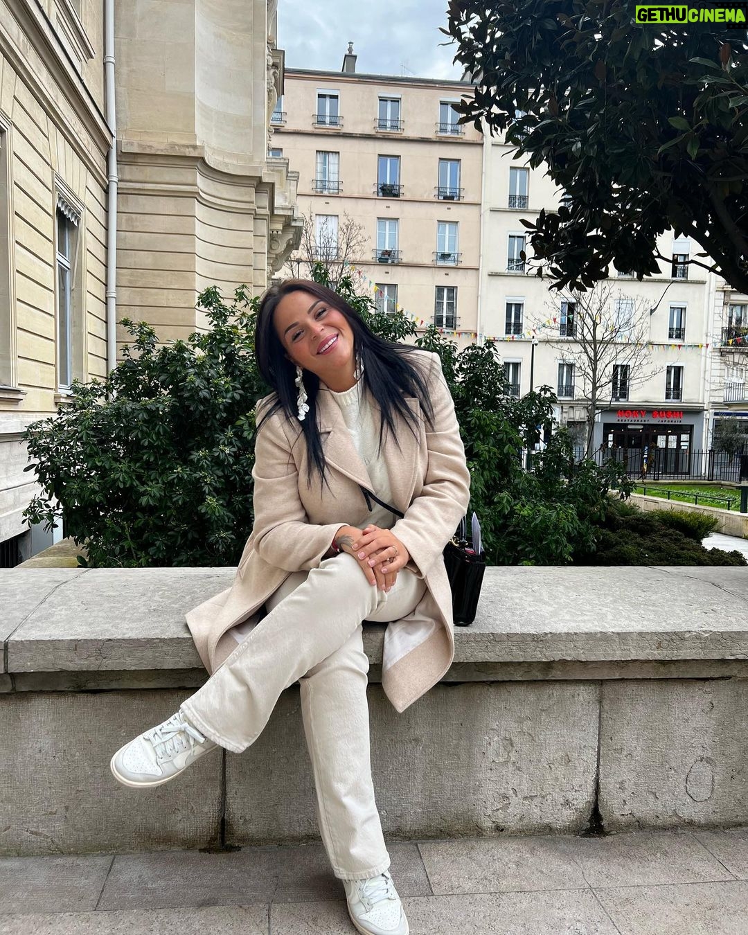 Sarah Fraisou Instagram - Paris 🇫🇷 #pictureoftheday #parís #french #mood #lifestyle #simple #love #smile Paris, France