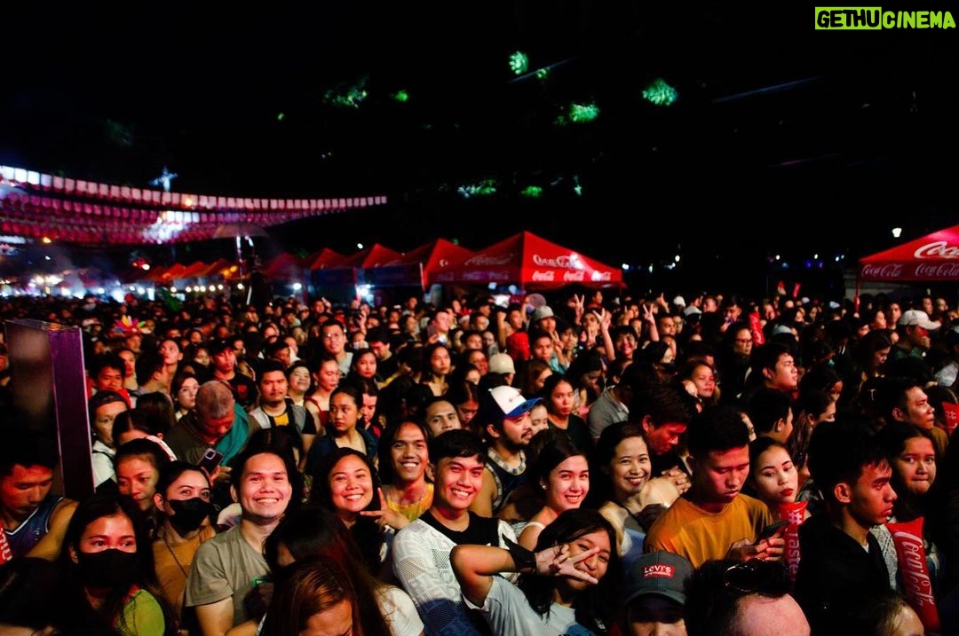 Sarah Geronimo Instagram - Salamat gid for the magical night, Bacolod! Thank you po for the warmth and hospitality sa #CokeStudioMassKaraFestival! I love every single one of you. I hope to be back soon. Paki-abangan po ang next #CokeStudioPh stage!