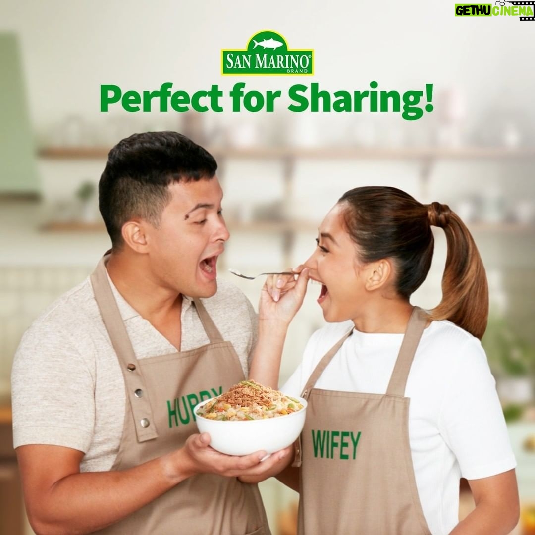 Sarah Geronimo Instagram - We love to cook our fave fried rice using San Marino Corned Tuna Spanish Style! 💚 Each bite is punong-puno ng sweet-spicy flavors kaya nakakagana lalong kumain. 🐟😋 Try niyo na rin at home! 🙌🏼 #PasarapinAngLove #PunongPunoNgTunaSarap #SanMarinoLoveKitchen #SanMarinoCornedTunaSpanishStyle