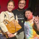 Sarah Geronimo Instagram – Music department

Sir Rey Cantong and ate Patty Mayoralgo..

Salamat at di kayo bumitiw kahit gustong gusto nyo na dahil sa kakulitan ko.

Thank you thank youuuuu!!!!!

Sir Louie Ocampo, our musical director salamat po!!!🤗❤️