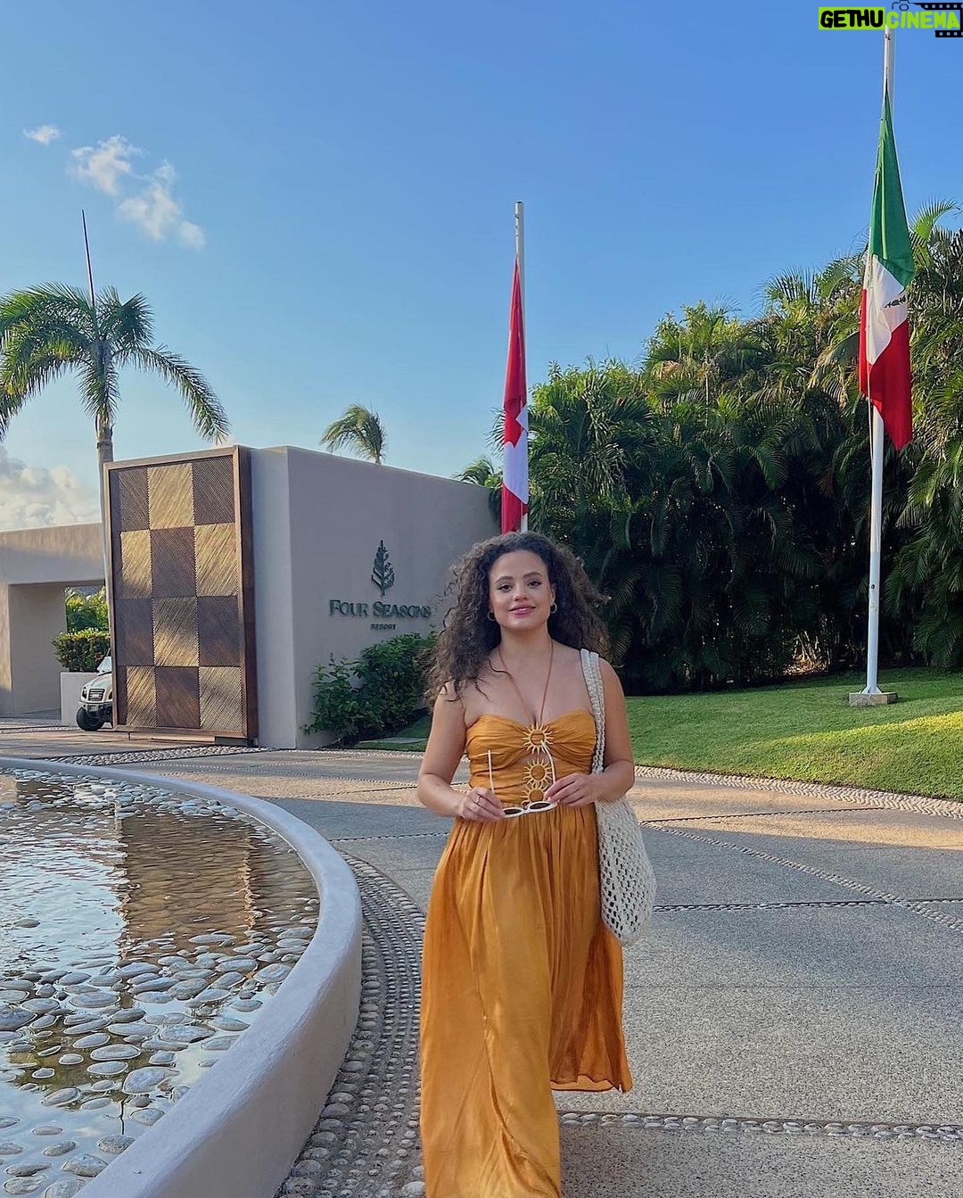 Sarah Jeffery Instagram - unmatched paradise. thank you @fspuntamita 💛❤️🧡 #fspuntamita Four Seasons Resort Punta Mita, Mexico