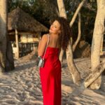 Sarah Jeffery Instagram - unmatched paradise. thank you @fspuntamita 💛❤️🧡 #fspuntamita Four Seasons Resort Punta Mita, Mexico