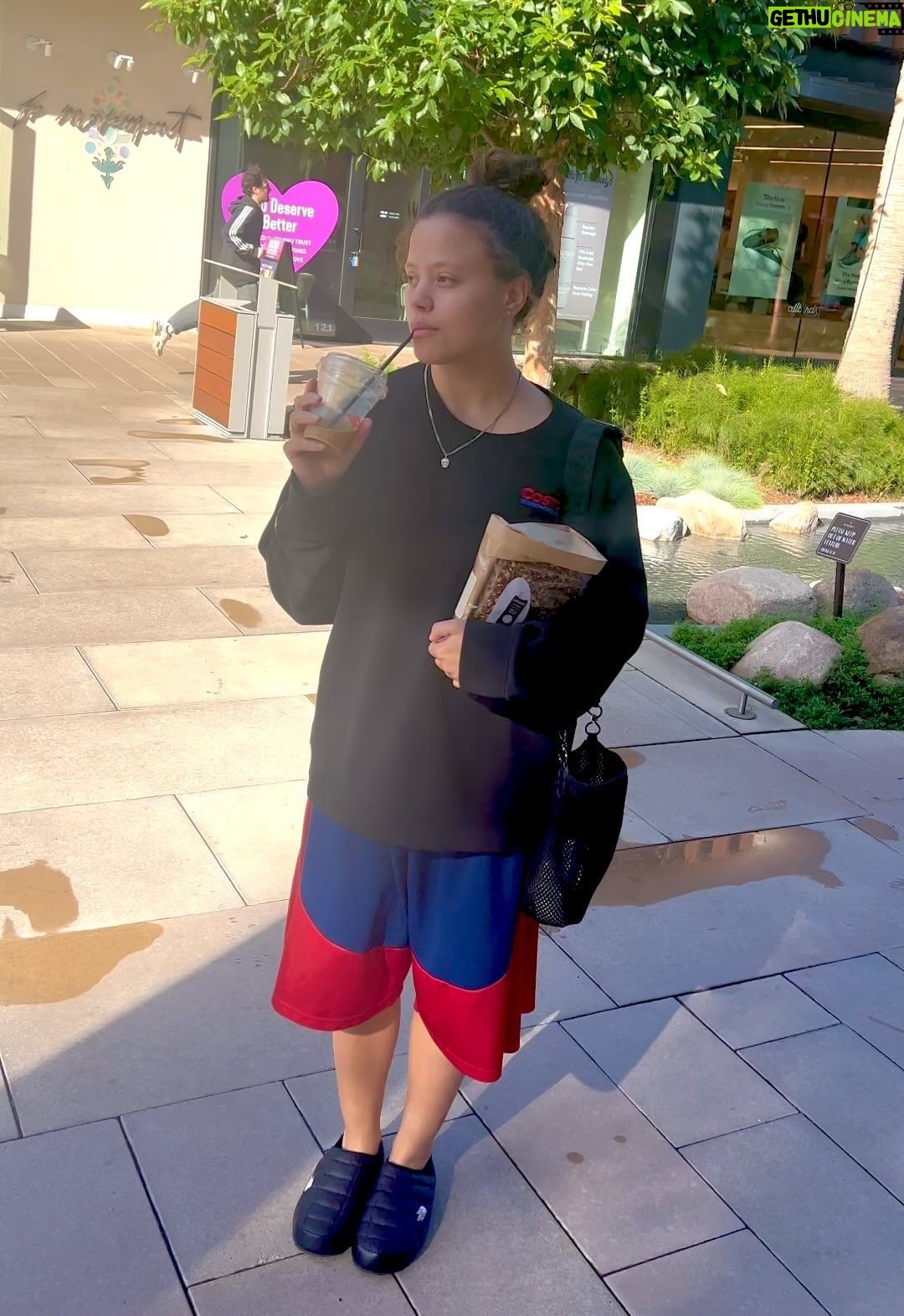 Sarah Jeffery Instagram - I am looking really good today, got my $100 half loaf of erewhon bread in tow, I’m caffeinated, I’m ready to take on Los Angeles