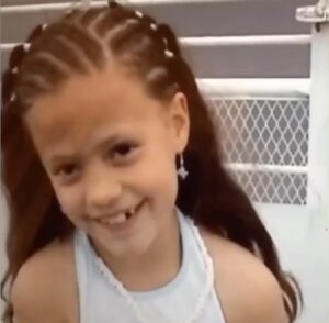 Sarah Jeffery Instagram - just wanna make u proud 👼🏼 thank you for all the birthday wishes yesterday… definitely felt the love and will be eating cake and smelling flowers for days 💝🎂💐