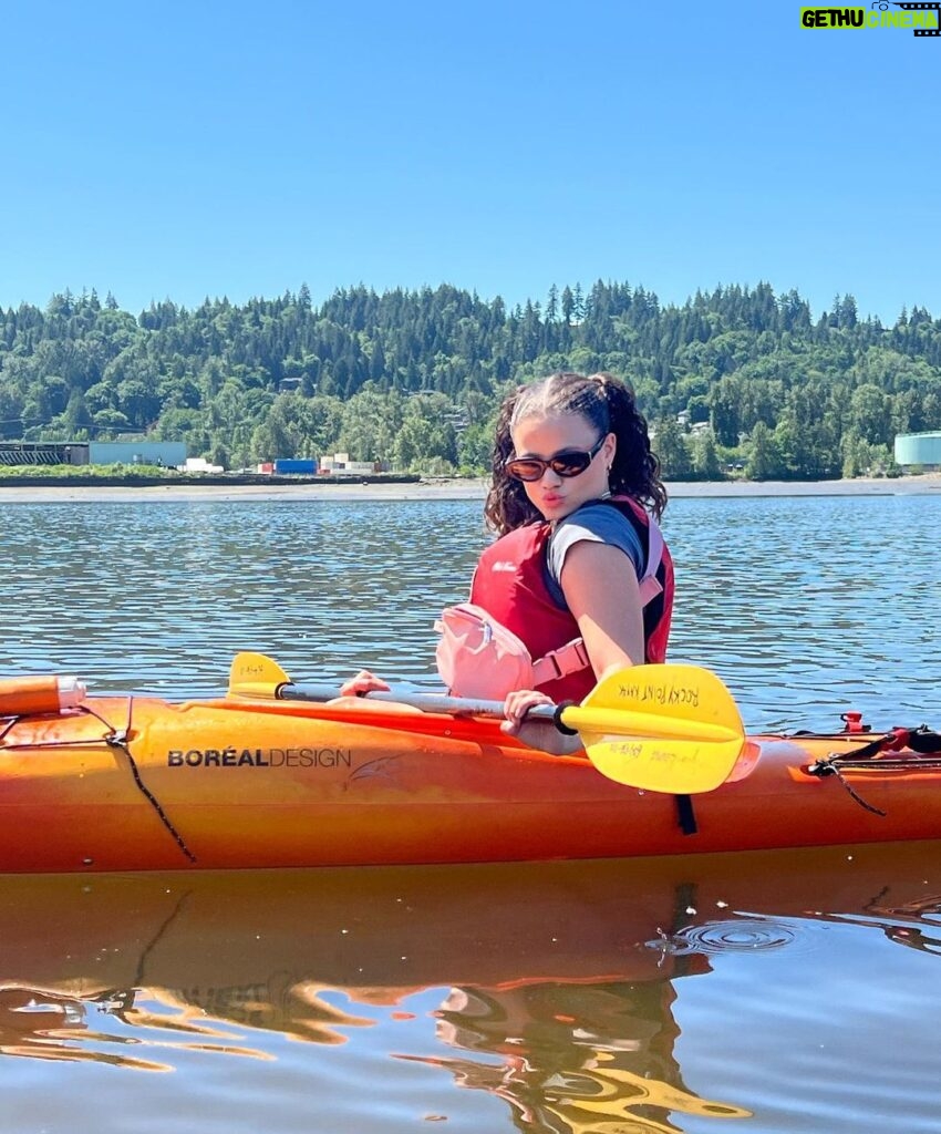 Sarah Jeffery Instagram - toying between captioning this “made this boat my bitch” and “instagram vs reality” Rocky Point Park