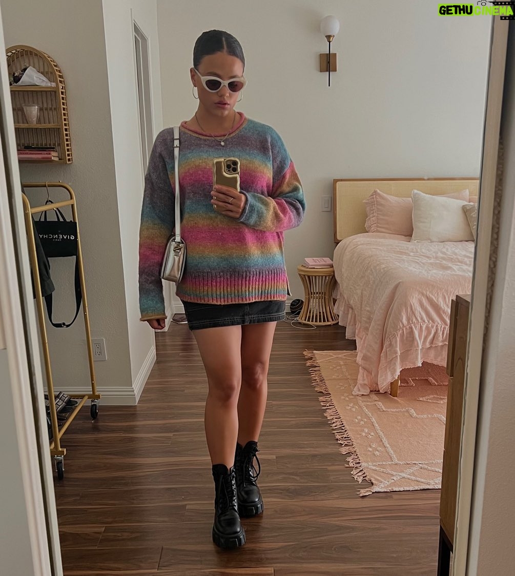 Sarah Jeffery Instagram - an outfit I didn’t hate