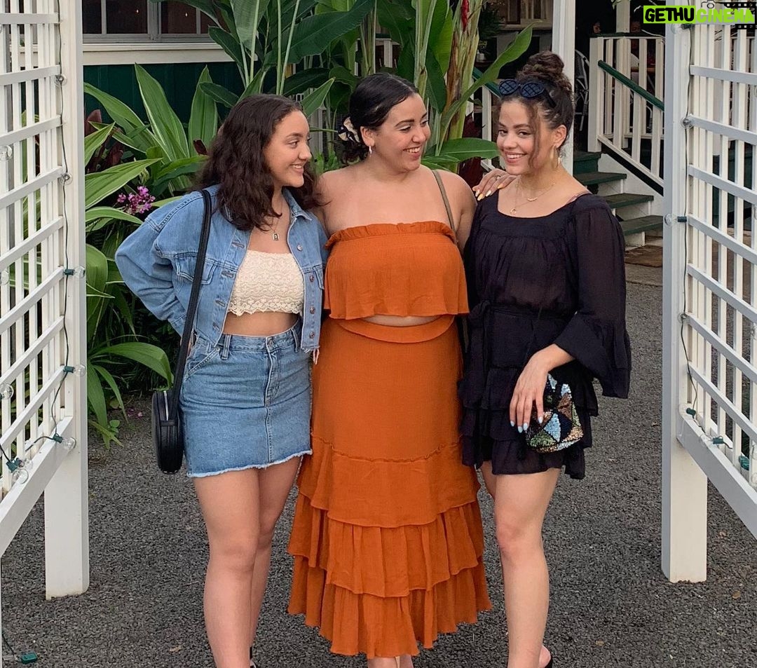 Sarah Jeffery Instagram - Iām so happy we shoot the shit together now. 20 years ago it was just me wiping up your shit. Happy Birthday @nylaleejeffery, being your older sis is one of my fave things about life š
