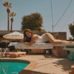 Sarah Jeffery Instagram - can someone tell me what the hell is a sneaky link *caption update- it seems painfully obvious what a sneaky link is now*