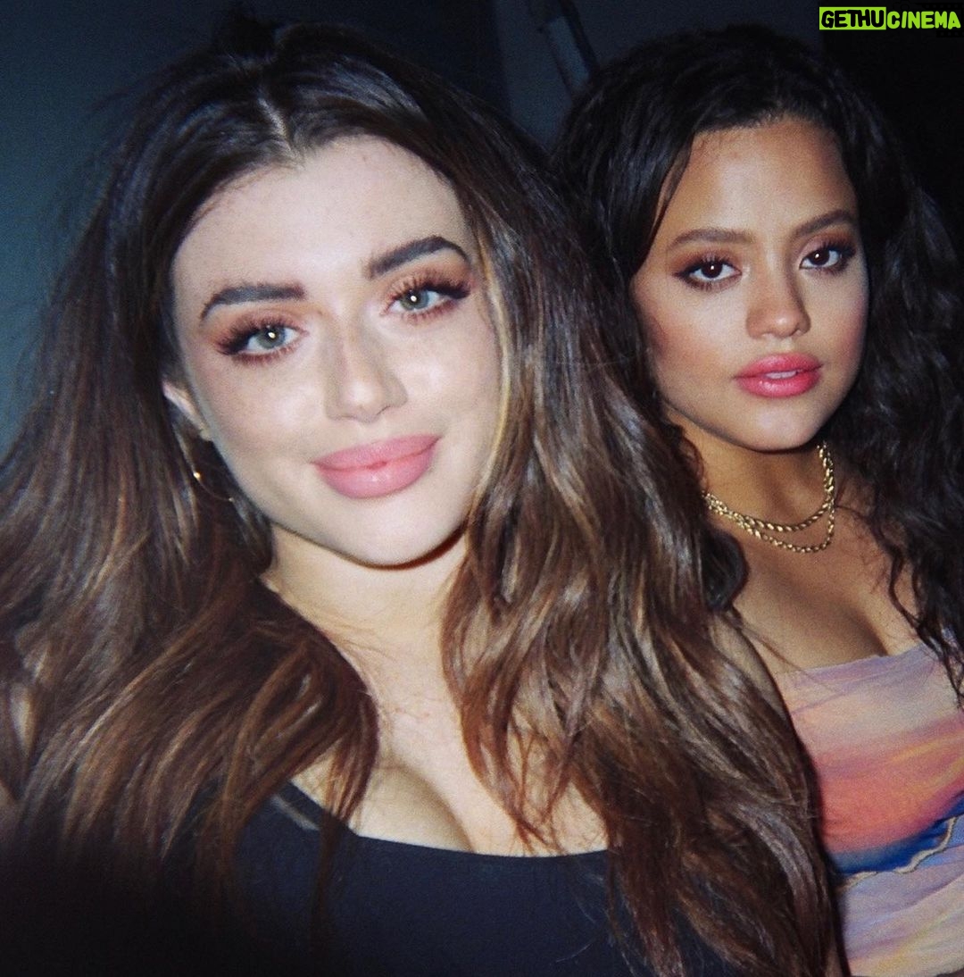 Sarah Jeffery Instagram - miss them❤️🔥❤️🔥❤️🔥