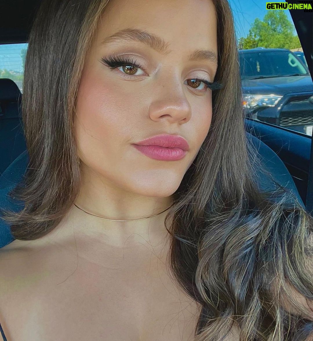 Sarah Jeffery Instagram - do you ever just 🚗 🤳🏼