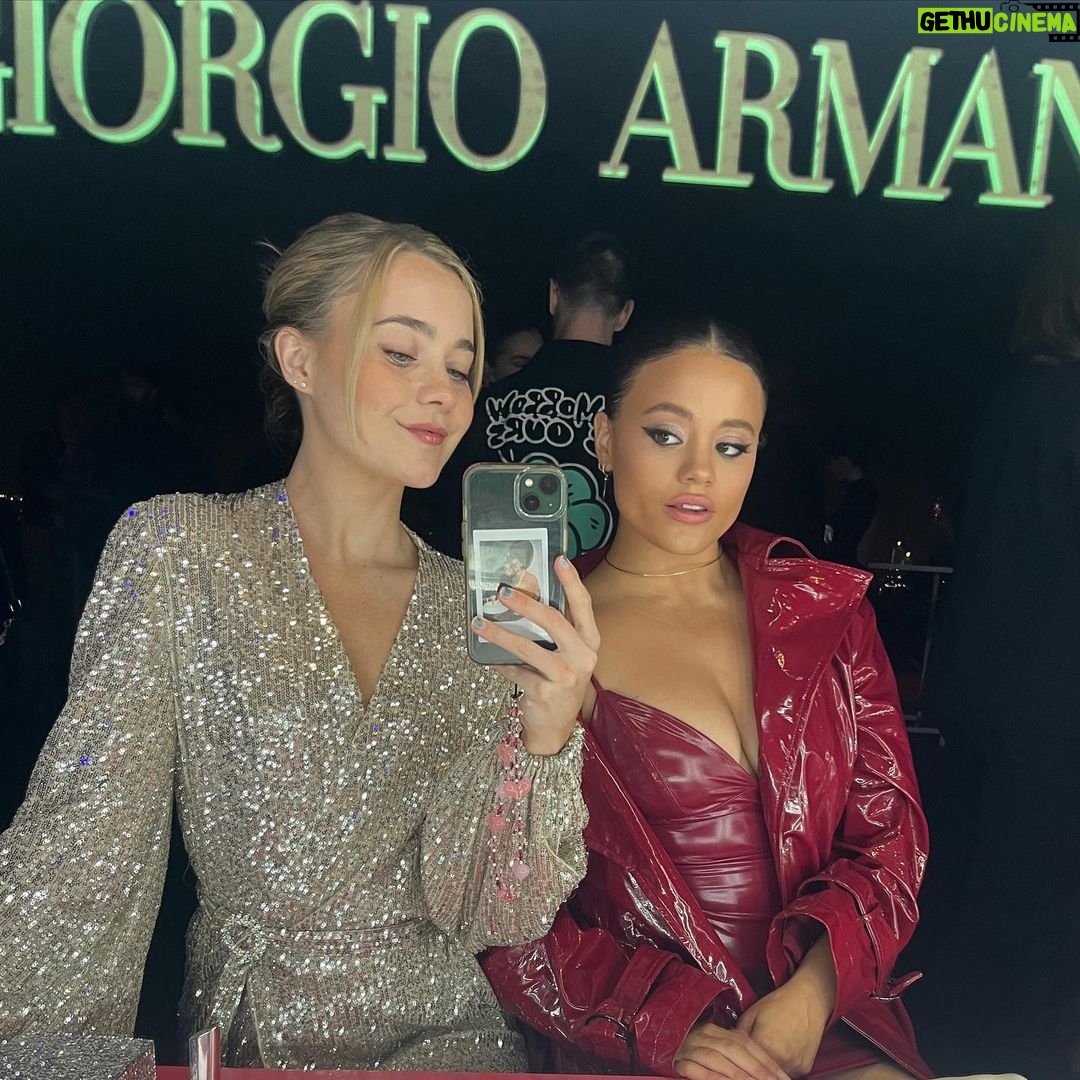 Sarah Jeffery Instagram - bestie and I left the valley 🙉 @armanibeauty