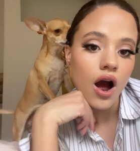 Sarah Jeffery Instagram - dorys world