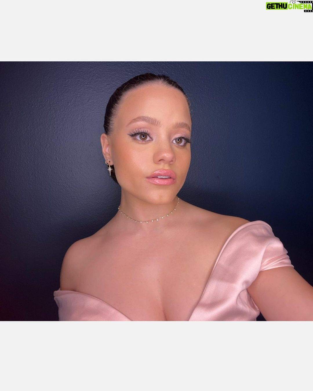 Sarah Jeffery Instagram - spaceman is so beautiful, congratulations to all 💐🪐🍯