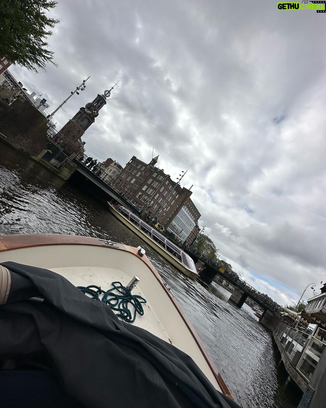 Sarah Jessica Parker Instagram - Amsterdam. All day long. X,SJ