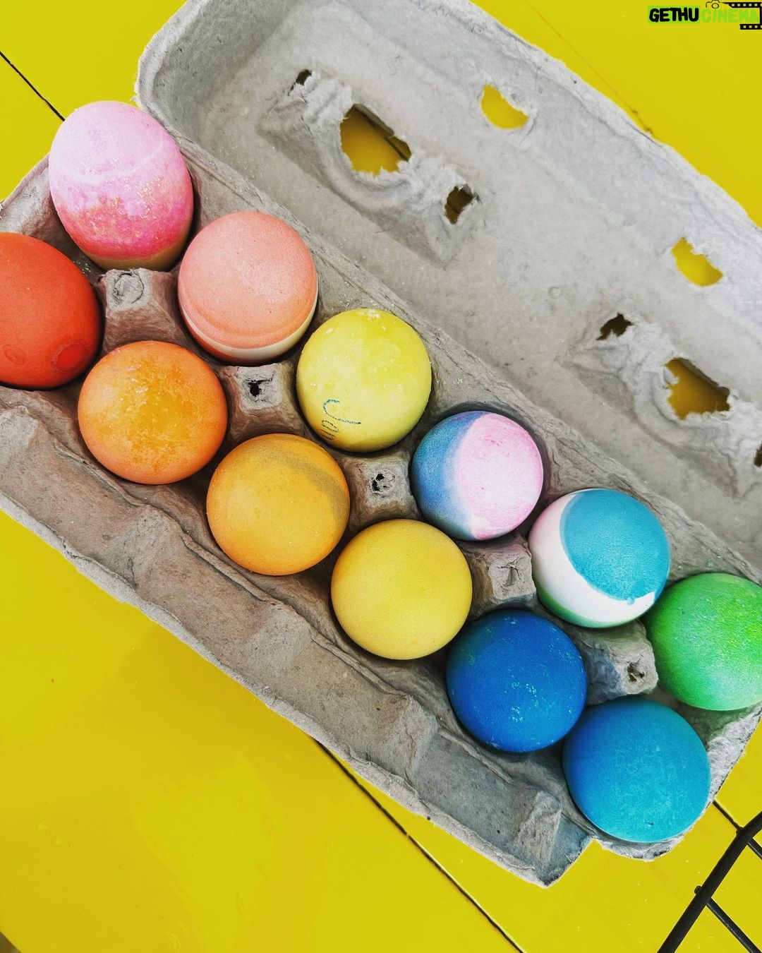 Sarah Jessica Parker Instagram - Egg salad. Happy day to you. You, everywhere. X, SJ