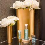 Sarah Jessica Parker Instagram - Delighted to reveal my partnership with @rocskincare. When I heard about RoC's #LookForwardProject and its commitment to supporting women's take on an optimistic outlook about the future, I felt compelled to help share this important conversation. Together with RoC I curated a set that includes some of my favorite products. They can now be yours too. Visit @rocskincare to learn more about the initiative and products. 100% of profits from our set over the next month will proudly benefit @seekherorg. X, SJ #RoCPartner​