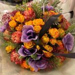 Sarah Jessica Parker Instagram - For all the beautiful and thoughtful flowers and tokens from dear friends and folks we have yet met, we thank you so much for thinking of us and our first performance of @plazasuiteuk We are happily occupying the gorgeous @savoytheatreldn With gratitude and very touched by the welcome we have been offered. Hope to see you in Suite 719 while we are guests. X, SJ