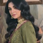 Sarah Khan Instagram - 💕 @hairbyawais @zeeshu_mua