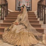 Sarah Khan Instagram – How was the episode? 💕
#ABDULLAHPURKADEVDAS #APKD #GULBANO