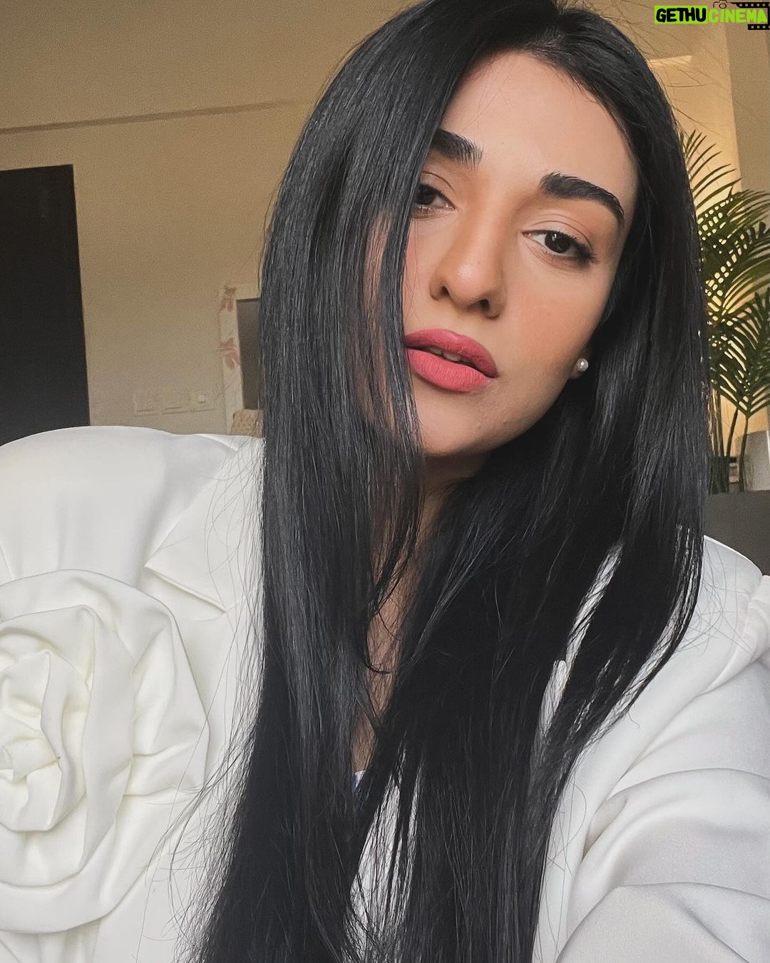 Sarah Khan Instagram - How was the first episode of #AbdullahPurKaDevdas ?