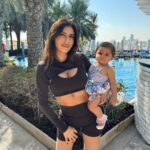 Sarah Lopez Instagram - Aaliyah ❤️ et vous comment s’appelle vos enfants ou vos futurs enfants 🥹? (Endroit : @rixosthepalmdubai ) Rixos The Palm Dubai