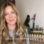 Sarah Mintz Instagram - ¡Encendemos la séptima vela de la Janukia! Hoy es un día para pedir por lo importante, aquello que nos alimenta espiritualmente 🕯️ ¿Saben cuál es el pedido para el día de mañana? Los leemos en comentarios #Januca #Janukia #Oracion #Festividad