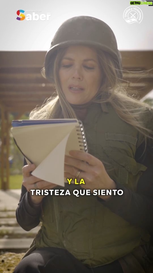 Sarah Mintz Instagram - Una carta desde lo más profundo de mi corazón; un llamado a solidarizarnos y tomar consciencia de lo sucedido a los residentes del Kibbutz Kfar Aza, el 7 de octubre por culpa de Hamas. Gracias @momento.de.saber y especialmente al director @matyduek por hacer este homenaje posible. Quiera Hashem que pronto reine la paz en Medio Oriente y que podamos vivir todos en armonía, sin terrorismo.