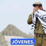 Sarah Mintz Instagram - El Shema nos acompaña desde el comienzo de la historia como pueblo, muchos judíos entregaron su vida diciendo el Shema Israel, esta vez queremos decirlo todos juntos para traer vida, luz y esperanza. #shemaisraelproject
