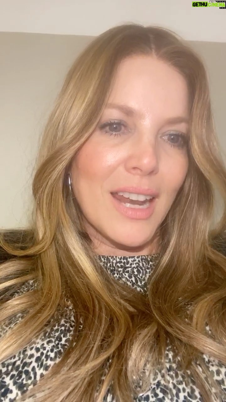 Sarah Mintz Instagram - Ahí no más…. Wuuaaao feliz de compartirles 😍