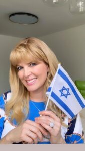 Sarah Mintz Instagram - #SarahMintz #Mamaslatinas #Israel #Colombian #Mexican #USA @nefeshbnefesh