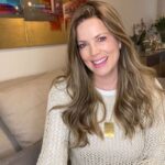 Sarah Mintz Instagram - Hay que aprender a juzgarnos a nosotros mismos de la manera correcta, y no temer a pedir ayuda cuando la necesitamos 🤍✨